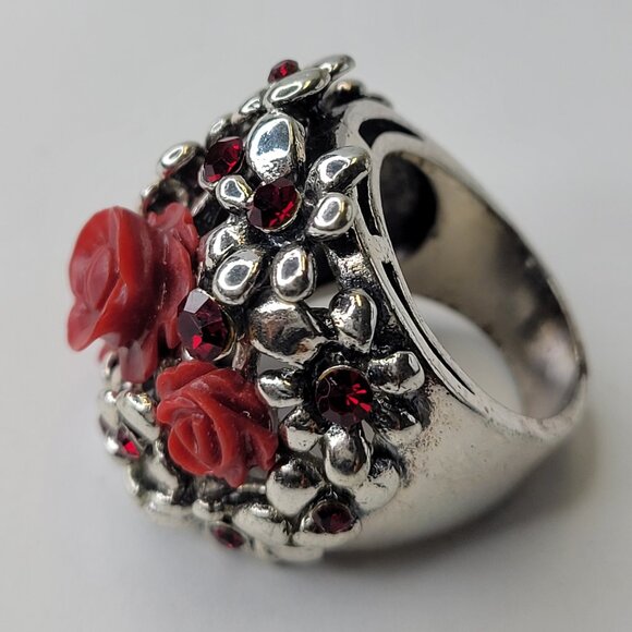 Vintage Red Floral Filigree Ring Silver Tone with Crystals - Picture 7 of 13